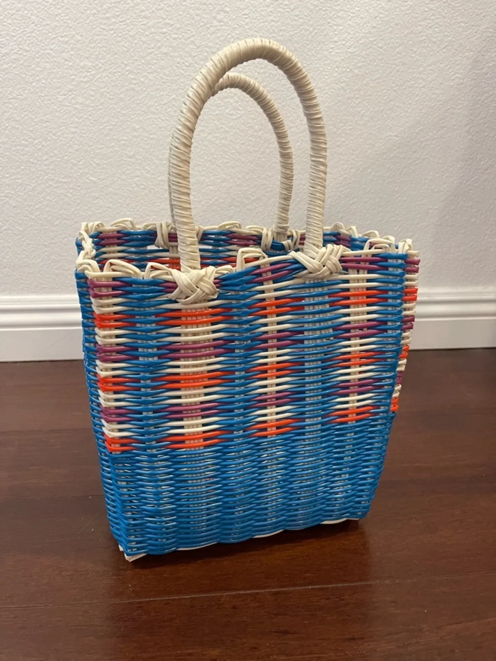 nwot plastic woven tote